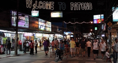 Patong de noche : Bangla Road - Isla de Phuket - Tailandia