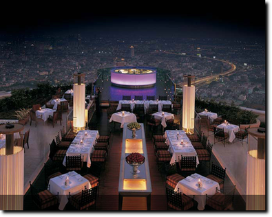 Il ristorante sirocco dell'Hotel Lebua a Bangkok